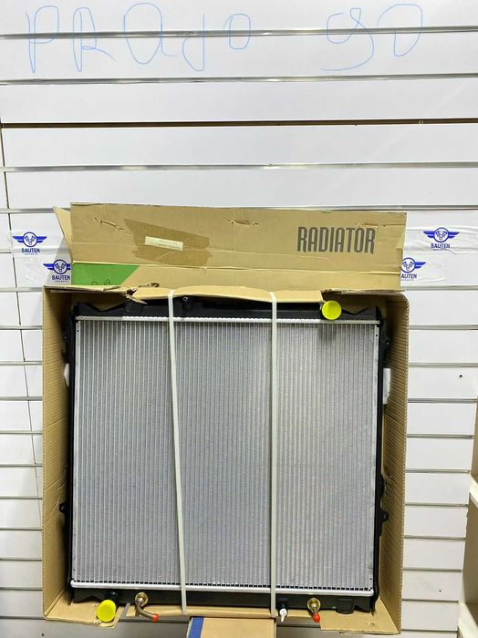 Радиатор охлаждение на Subaru Forester