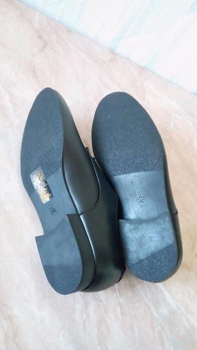 Продавам мъжки обувки