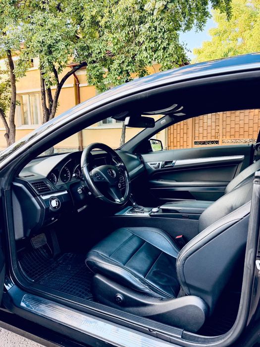 Mercedec Clasa E 200 Coupe