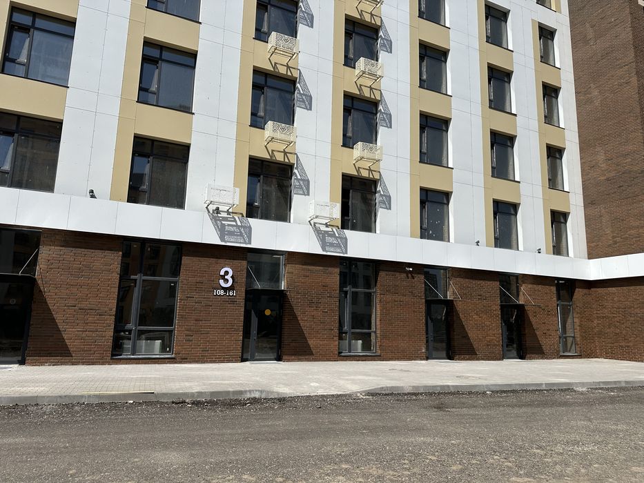 Продам помещение на первой линии проезжей улицы