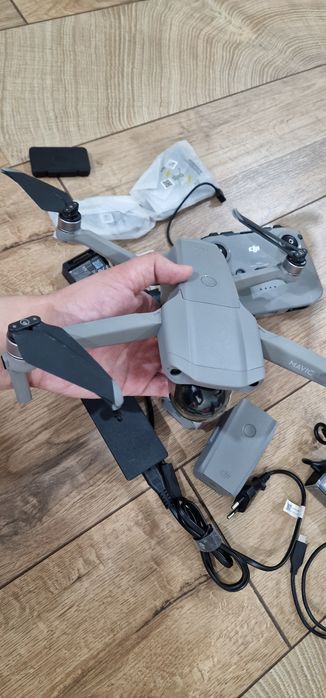 Дрон/ квадрокоптер DJI Mavic Air 2 Combo