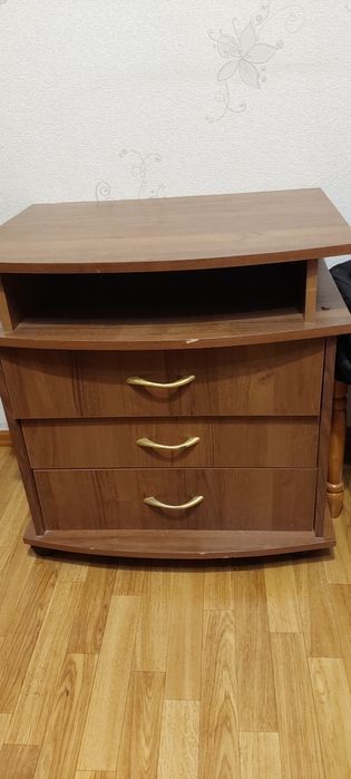 Тумба под телевизор (комод)