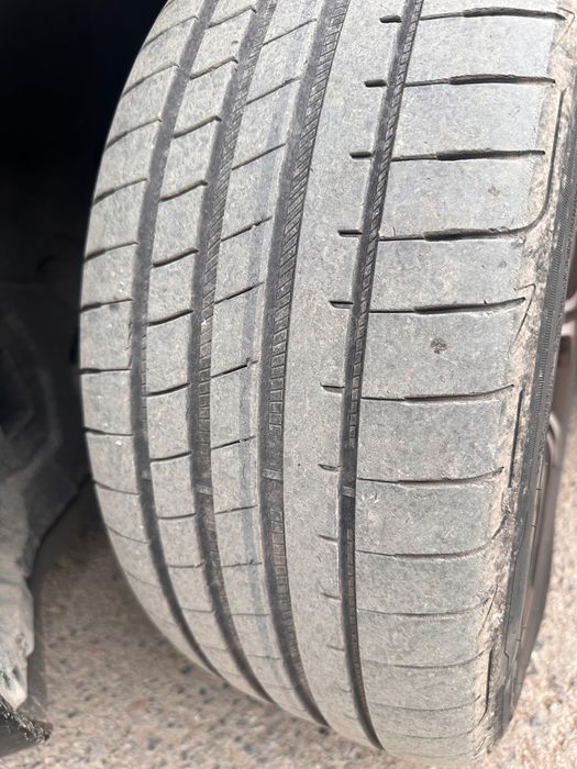 Летни гуми 245/40/19 на 275/35/19 Goodyear Eagle f-1