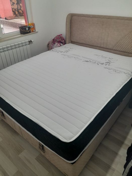 Продавам матрак.