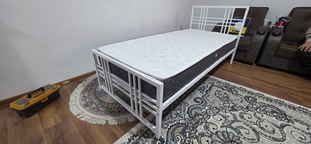 Металлические Односпальные кровать.   Модель.  "  АНГЕЛ "