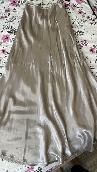 Атласная юбка на каждый день или на мероприятие