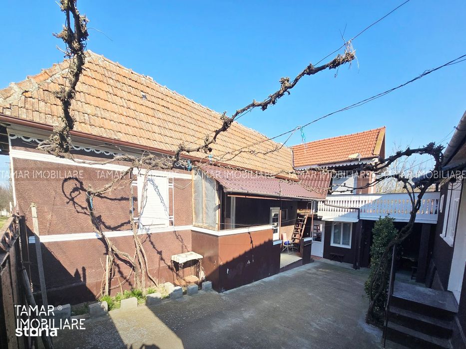 Casă Deosebită cu 5 Camere - Teren 900 mp