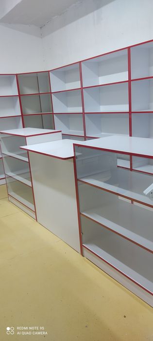 Кассовый стол  Стеллажи Витрины