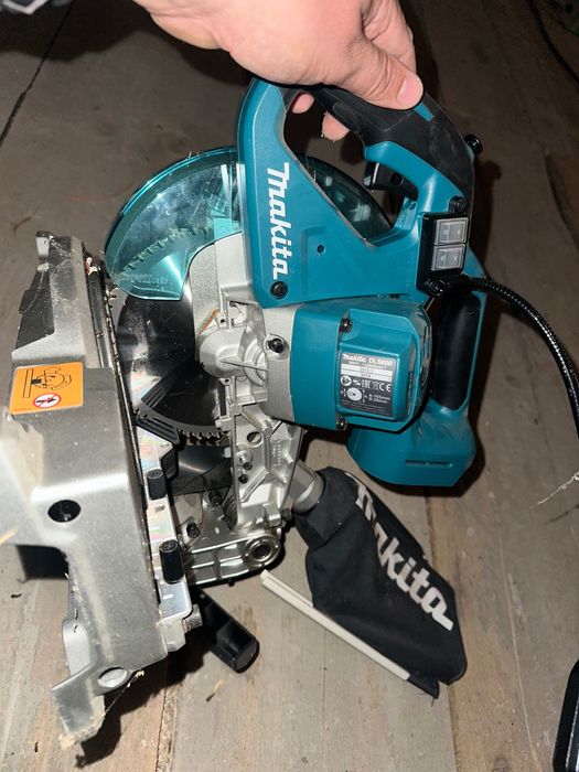 Circular Makita DLS600