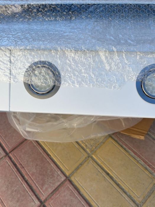 Вытяжка,новая в упаковке