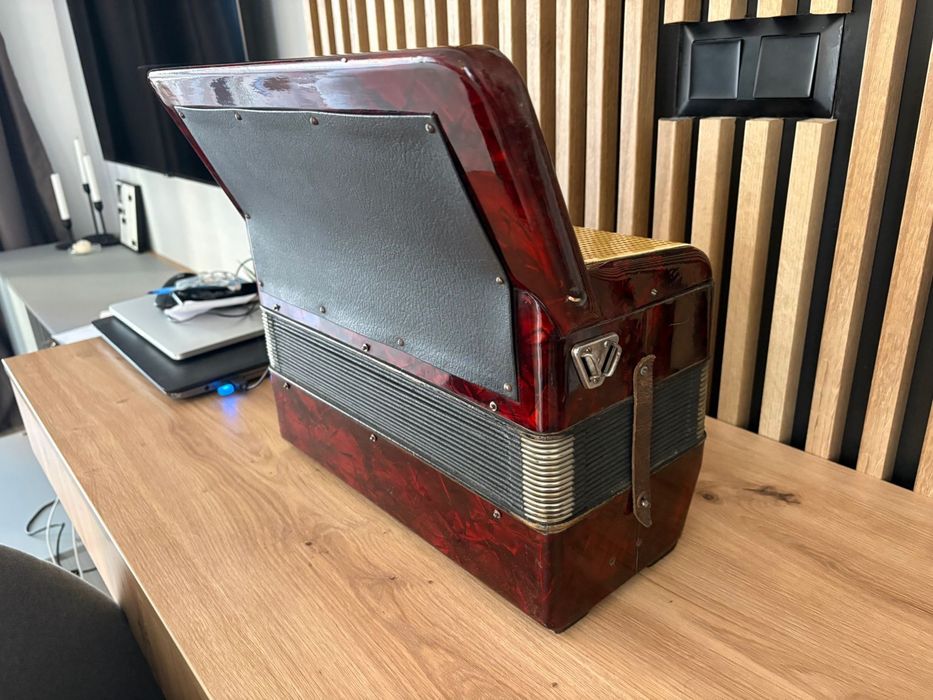 Acordeon Hohner Verdi 2 cu 80 de basi