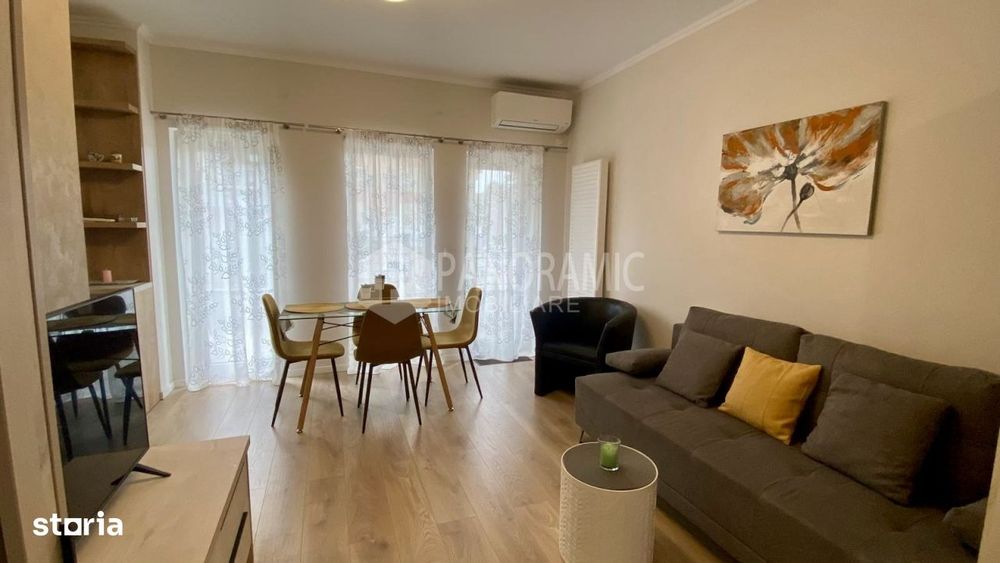 3 Camere, Micro 17