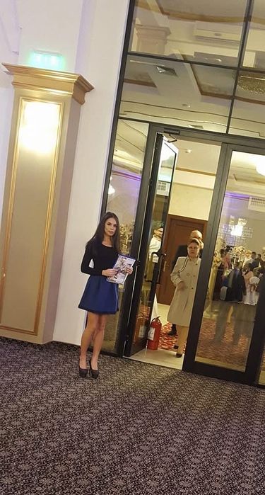 Hostess / hostes evenimente nunti botezuri petreceri/ primire invitati