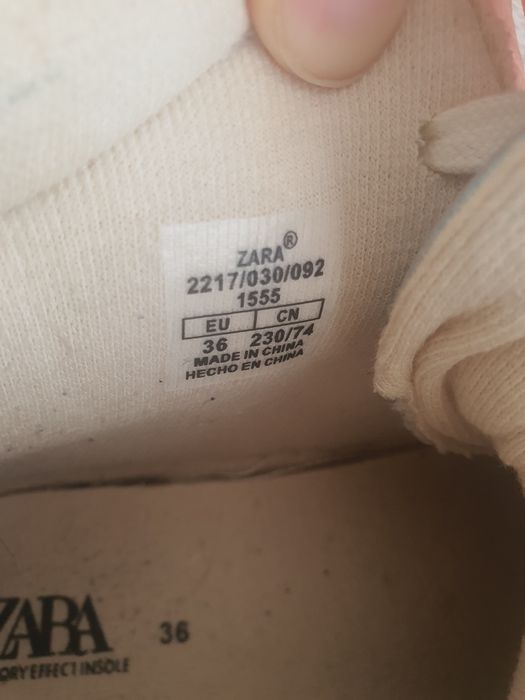 Zara боти топли 36