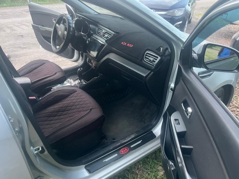 KIA RIO 2013 AT 1.6