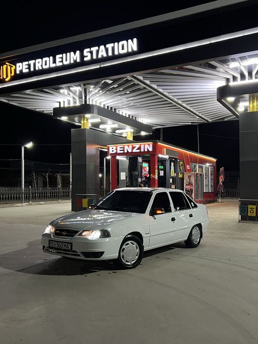 Moshina sotiladi srochna holati zor