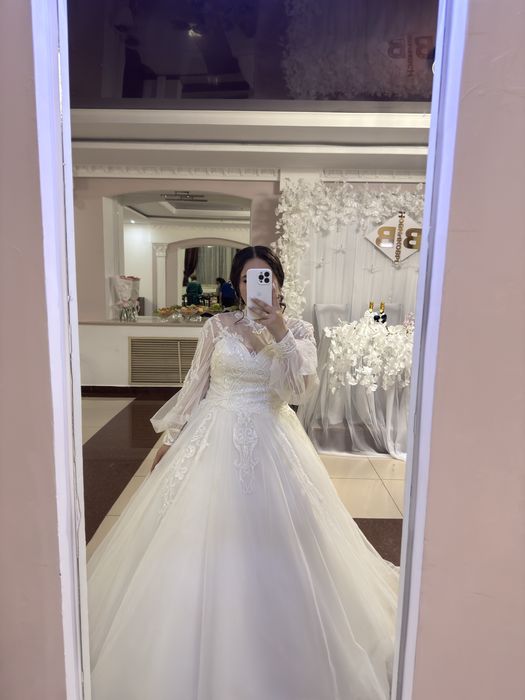 Продам платье свадебное