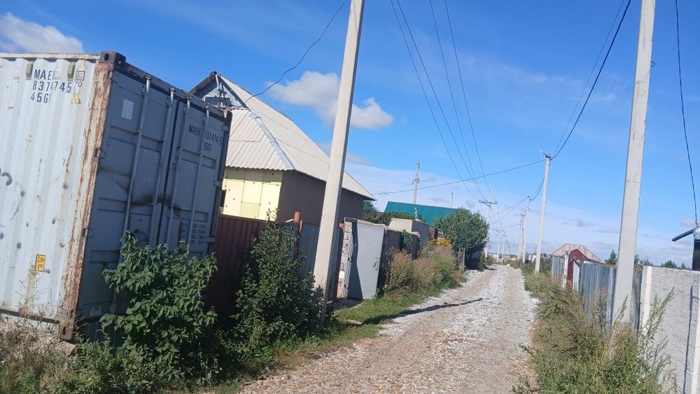 Продам дом в дачном участке.