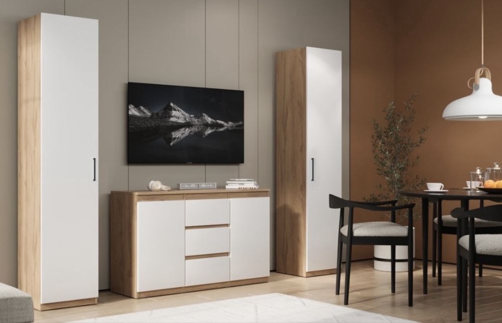 Два Шкафа пенал с полками