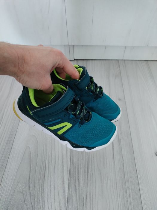 Adidasi Newfeel Decathlon