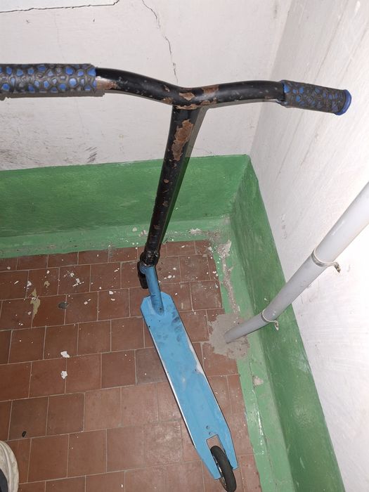 Продам самокат трюковой
