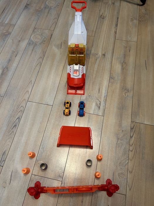 Pusca lansator masinute Nerf Nitro Doubleclutch Inferno