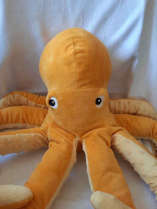 Плюшена израчка октопод