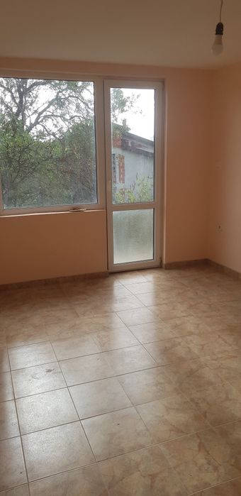 Продава се Къща в с. Карали, Област Габрово - 180 кв.м за 1056 €/кв.м - Снимка #2