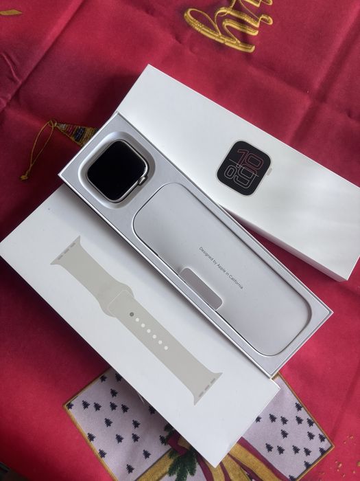 Apple Watch SE 3 44 mm M/L – чисто нов