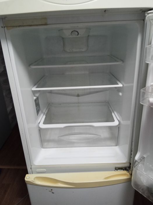 Продам холодильник б/у