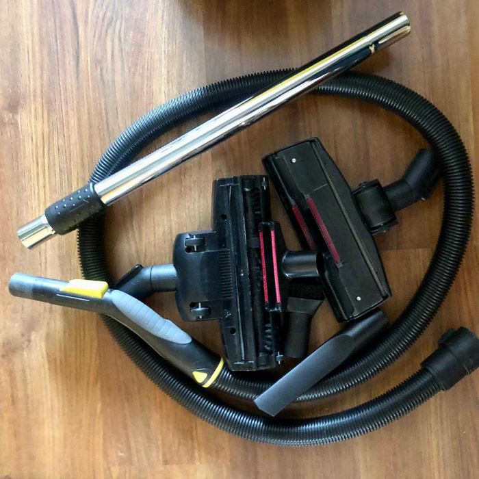 Пылесос с аквафильтром DS 5500