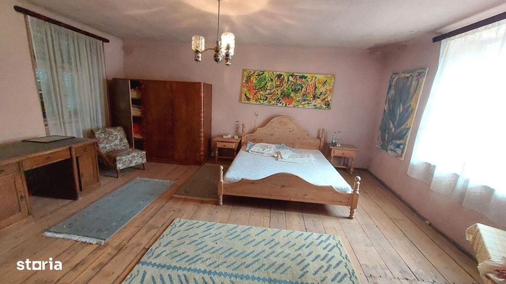 Apartament 5 camere la casa zona ultracentrala in Cisnadie