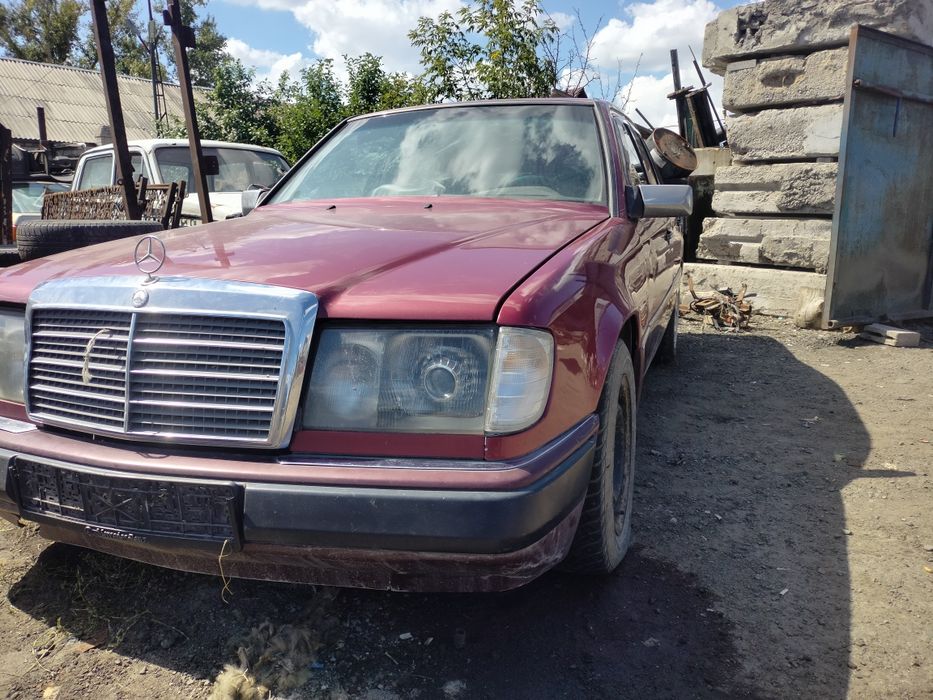 В разборе мерс 124