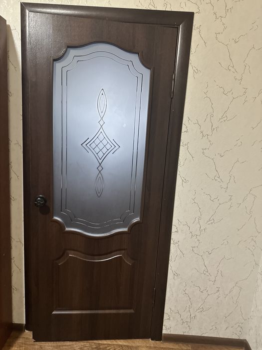 Продам двери в хорошем состоянии