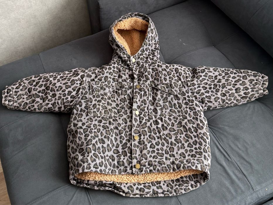 Продам весенее-осеннюю куртку