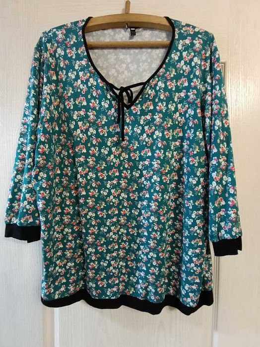 Женская летняя кофточка