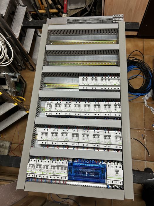 Instalati electrice simple pentru domiciliu