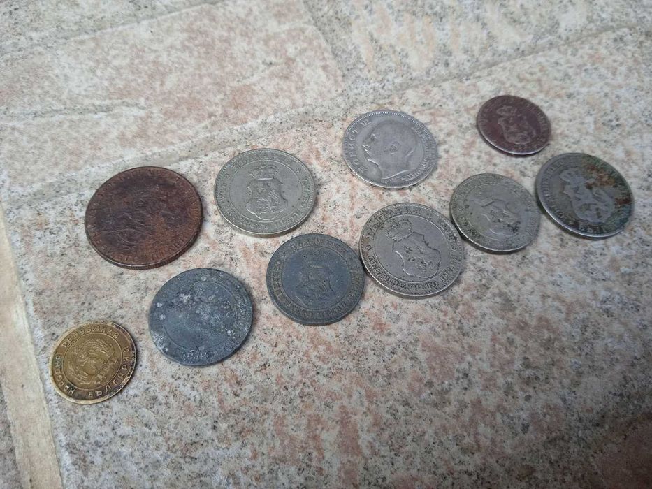 Стари български монети