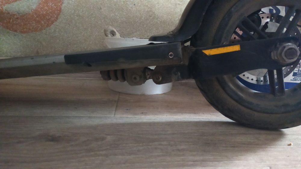 Продам электросамокат Speedroll s12