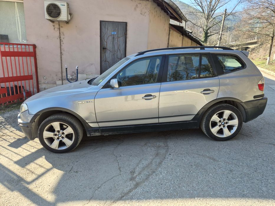BMW X3 E83 2.0D 150кс панорама навигация ксенон ръчка НА ЧАСТИ!
