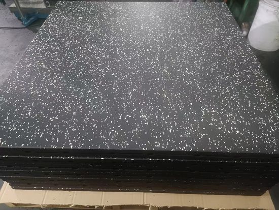 Резиновыя покрытия Резиновые плитки