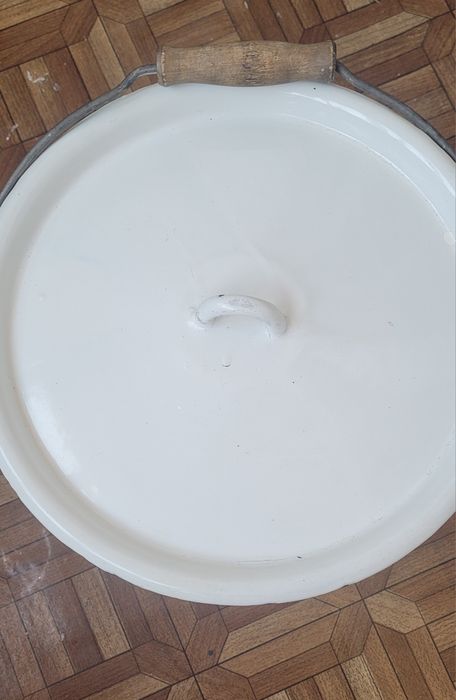 Ведро эмалерованное