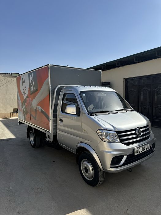 Dong Feng D50 бензавоз новая машина