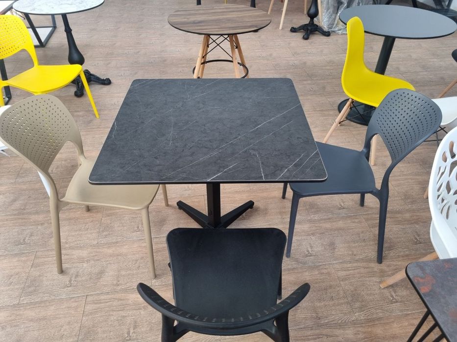 Стол и стулья для дома и кафе с завода. Модель Италия.