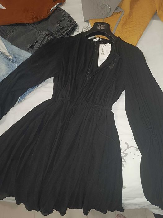 Vând rochie Zara mărime. Xs