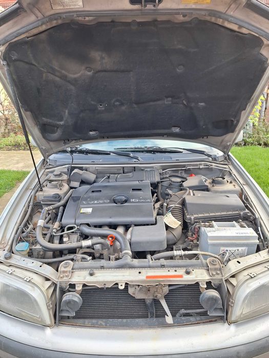 Volvo v40 an fabricatie 1998/ Benzina