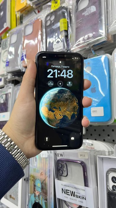 iPhone 11 с гарнтия