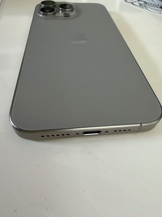 Телефон İphone 15 pro max