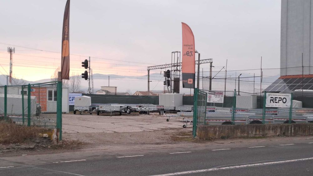 Remorca 750 kg 2 Axe  240x125x39 cm