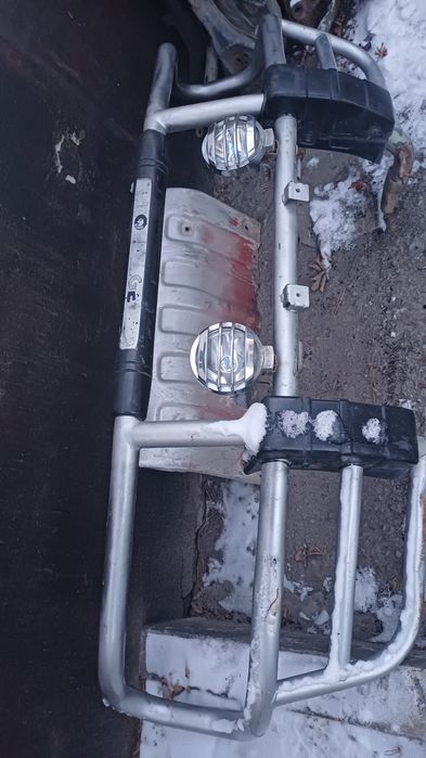 Продам Кенгурятник.